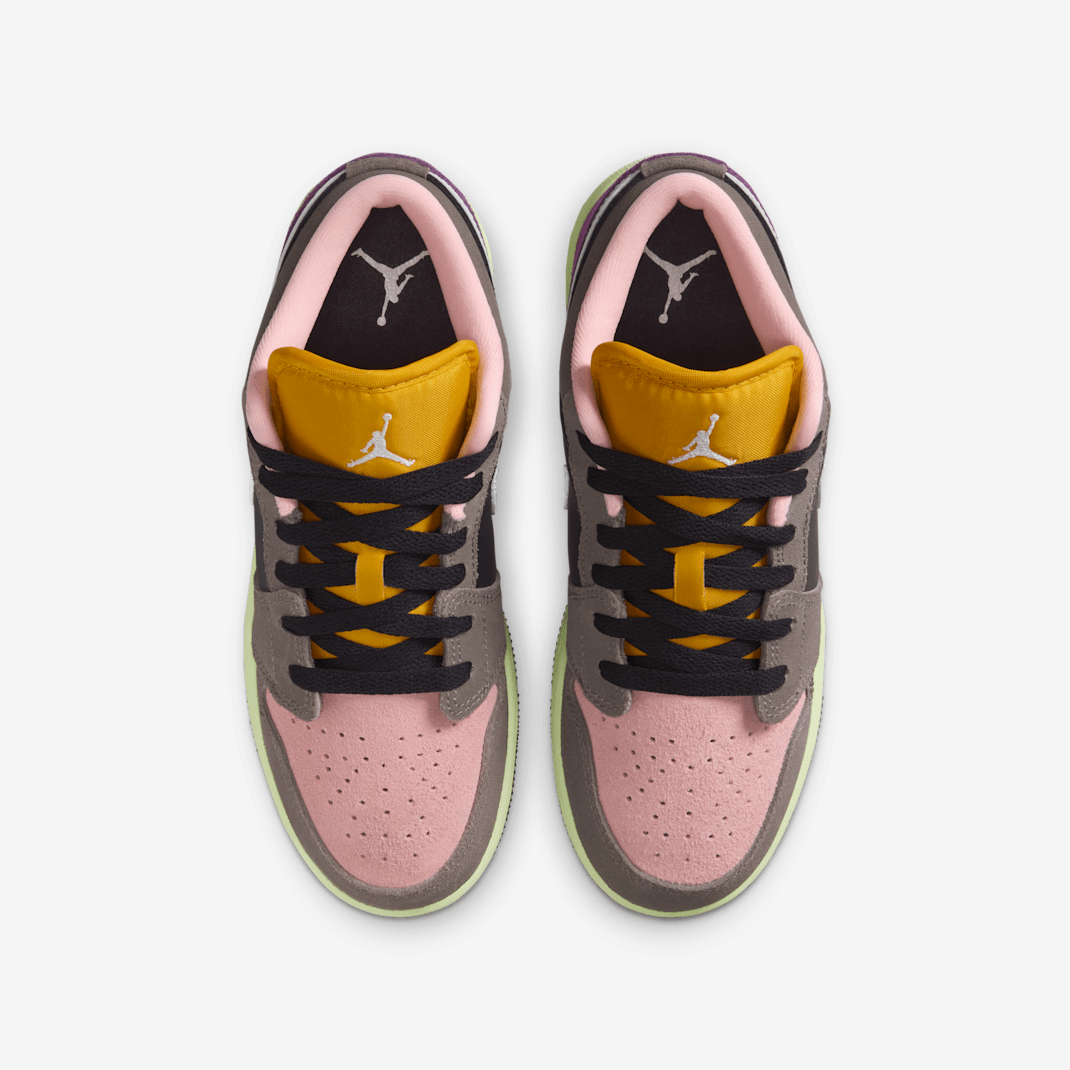 Air Jordan 1 Low SE - Image 4