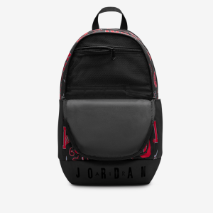 ESSENTIALSBACKPACK-16.png 106406