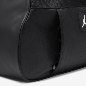 JAMJORDANESSENTIALSDUFFLE-5.png 143181