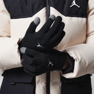 JORDANESSENTIALSBEANIES-125.png 63736