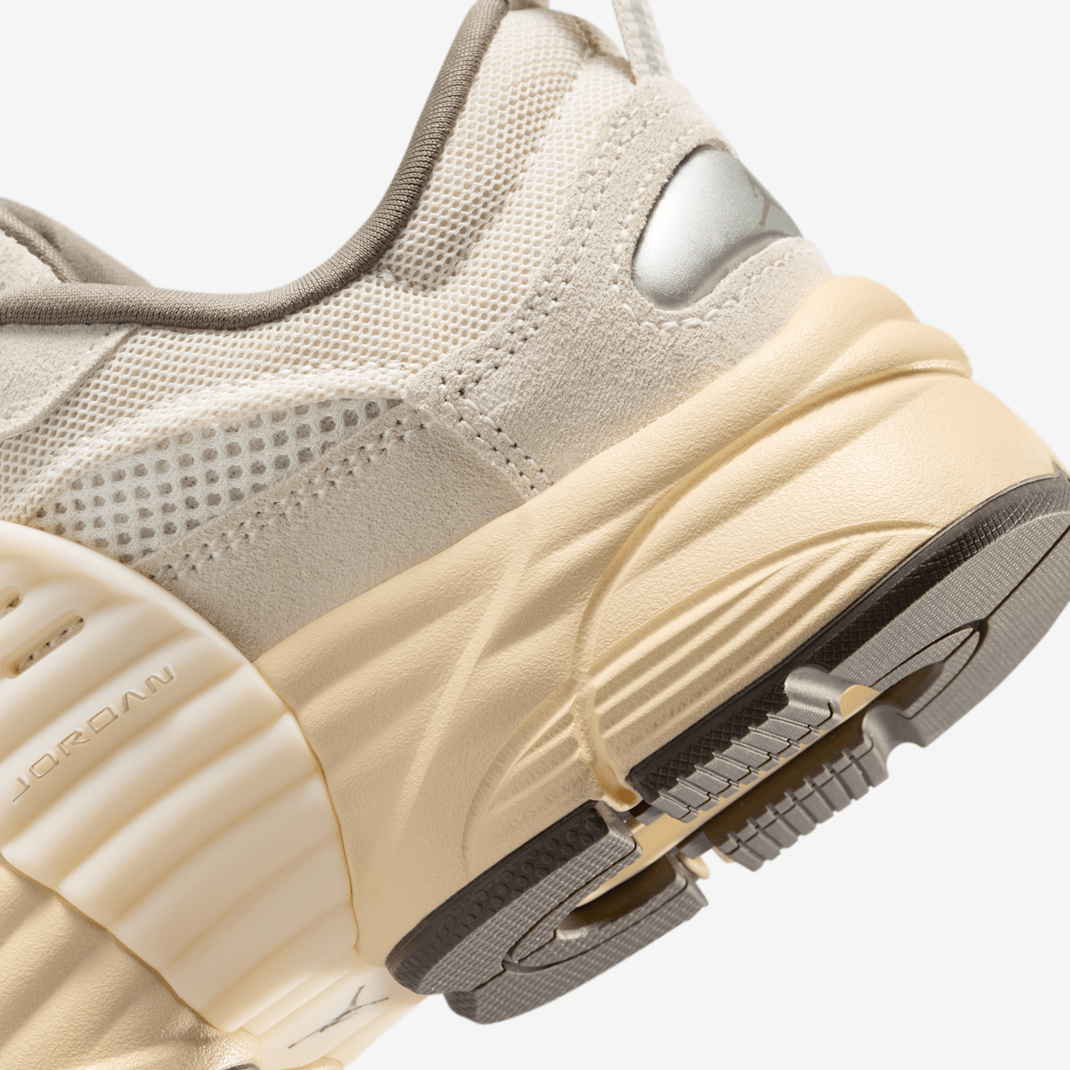 Jordan Trunner O/S - Image 8