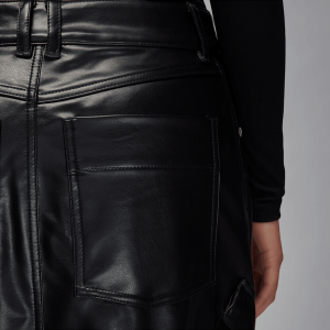 WJFLTCHISKIRTFXLTHR2-3.png 118968