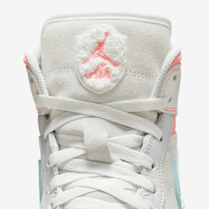 WMNSAIRJORDAN1MID-109.png 44654