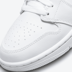 WMNSAIRJORDAN1MID-141.png 124221