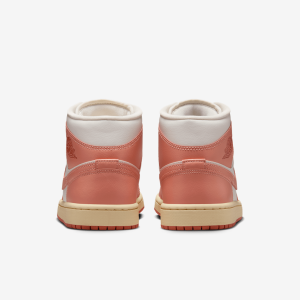 WMNSAIRJORDAN1MID-156.png 124457